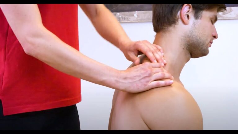 Selbstmassage mit hei&szlig;en Steinen: Effektive Anleitungen f&uuml;r Zuhause